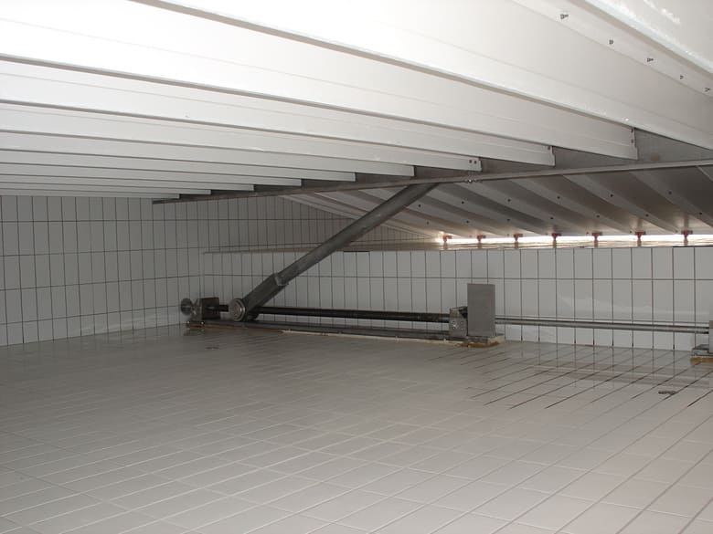 plancher mobile sur pantoire à Schwedt